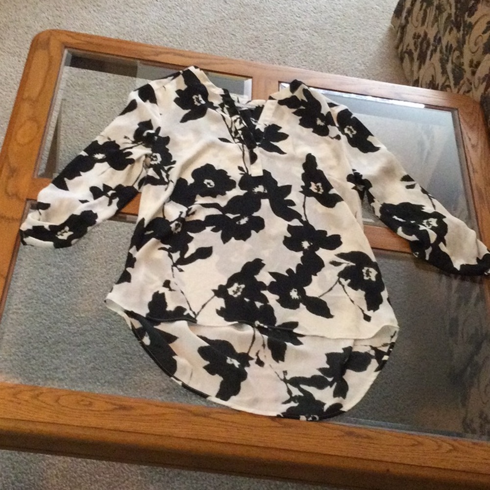 Danielrainn Blouse - Picture 5 of 8
